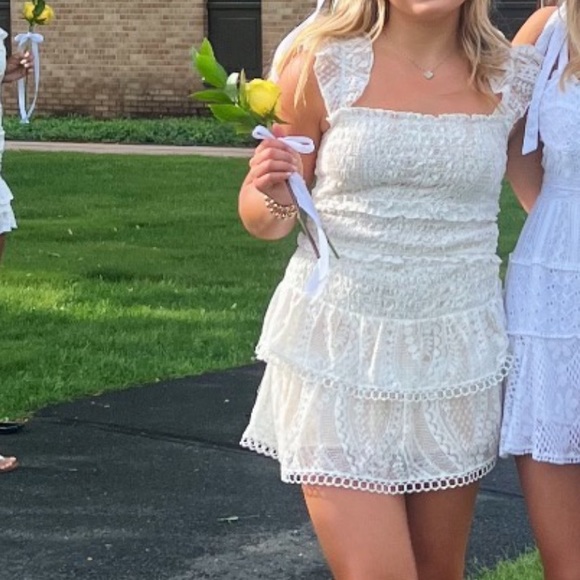 SAYLOR two piece white lace set (sold as a pair) - Picture 6 of 6